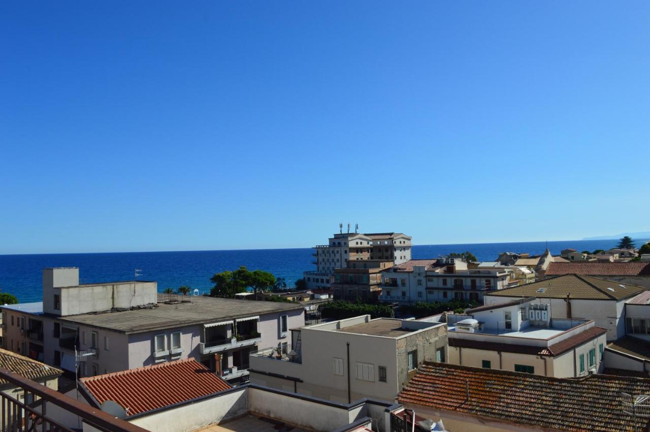 Emerella Guest House Siderno Beach Eksteriør bilde